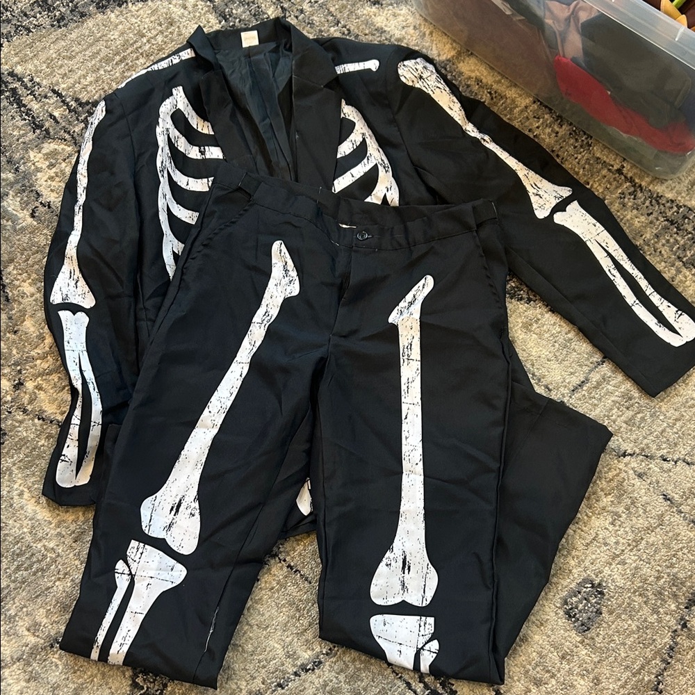 Skeleton Print Black Suit